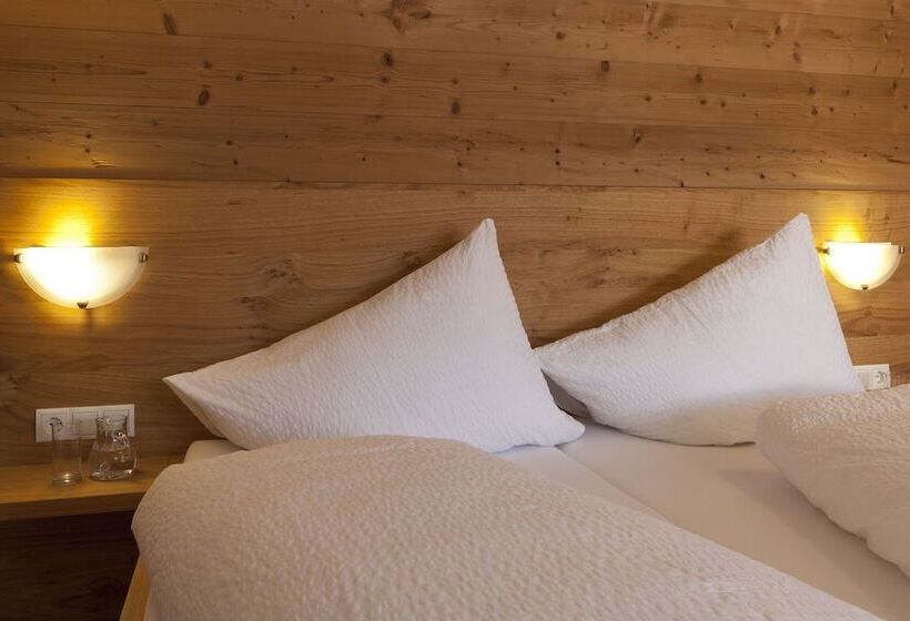 اتاق خانوادگی, Hochjochstöbli B&b Alpine Easy Stay