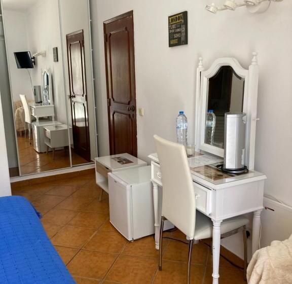 اتاق استاندارد, Residencia Julio