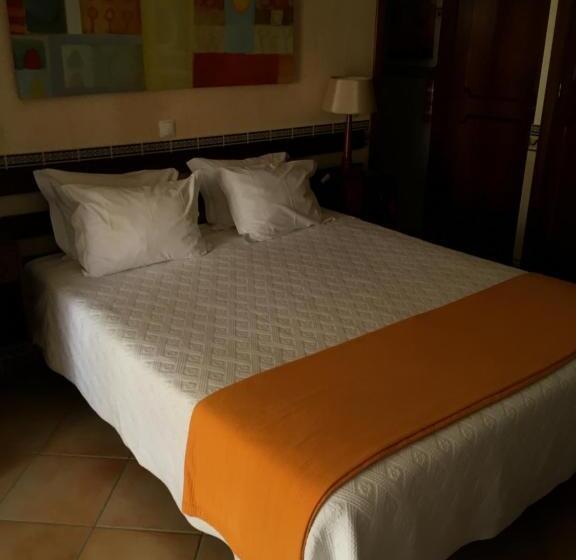 آپارتمان 1 خوابه, Residencia Julio