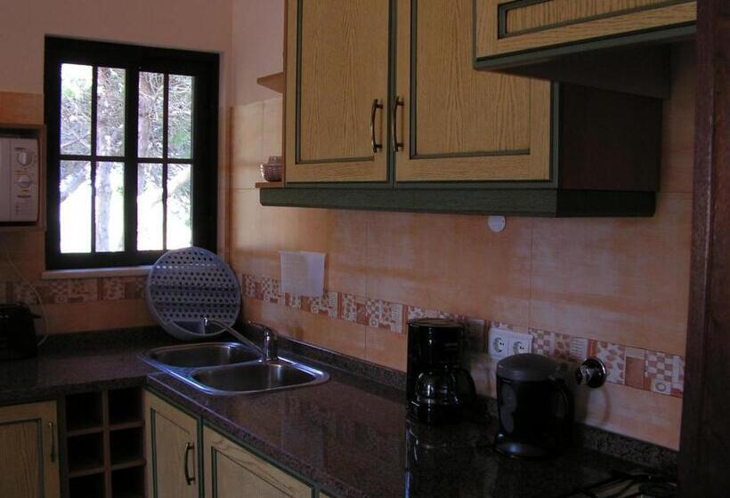 آپارتمان 2 خوابه, Residencia Julio