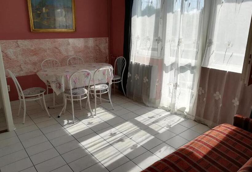 آپارتمان 2 خوابه, Tarr Tímea Apartmanok