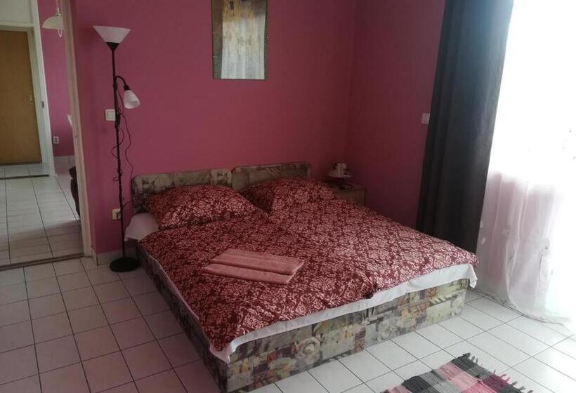 آپارتمان 2 خوابه, Tarr Tímea Apartmanok