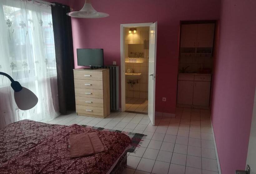 آپارتمان 2 خوابه, Tarr Tímea Apartmanok