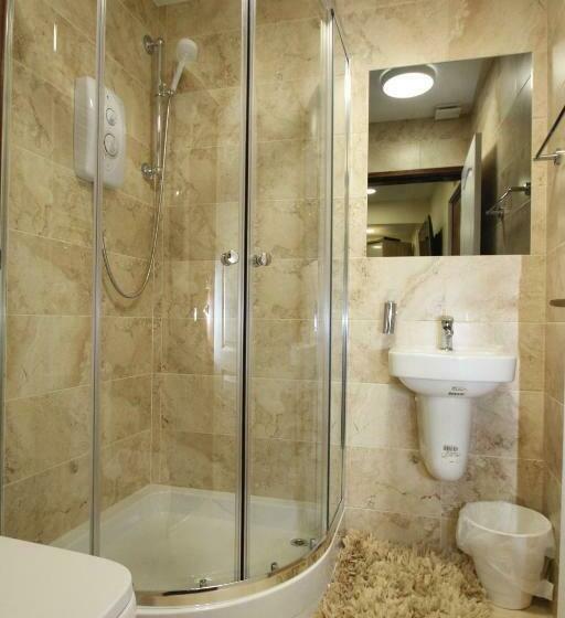 اتاق استاندارد یک نفره, The Ormonde Guesthouse
