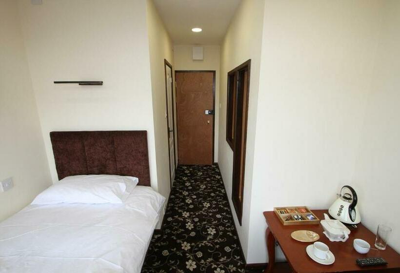 اتاق استاندارد یک نفره, The Ormonde Guesthouse