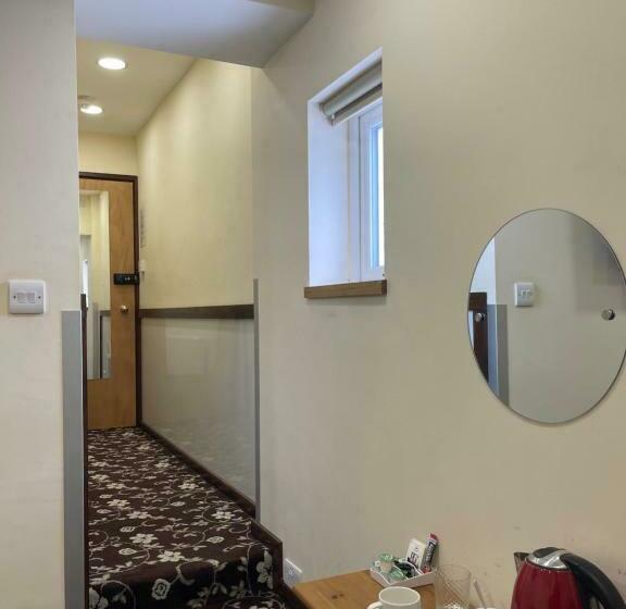 اتاق استاندارد یک نفره, The Ormonde Guesthouse
