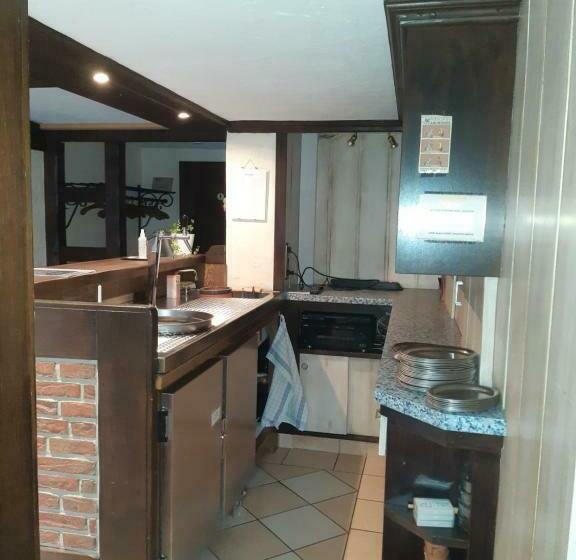 Дом 1 Спальня, Pension & Ferienhaus Latröpchen