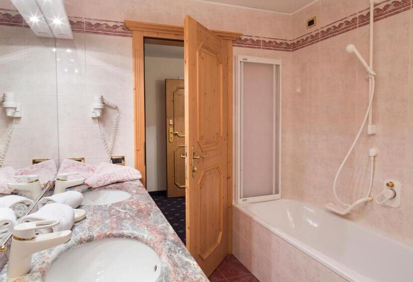 آپارتمان 1 خوابه با بالکن, Residence Isabell