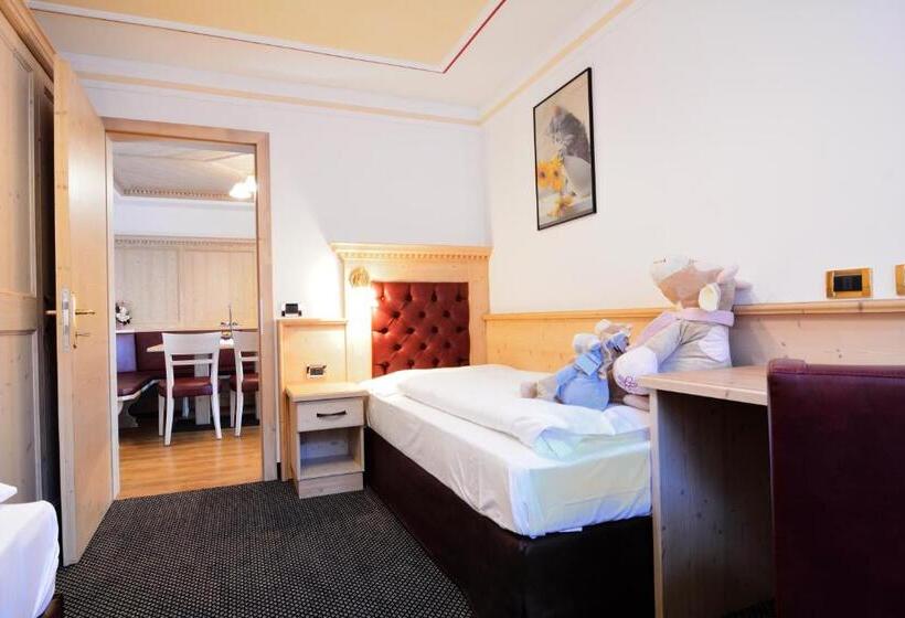 آپارتمان 2 خوابه با بالکن, Residence Isabell