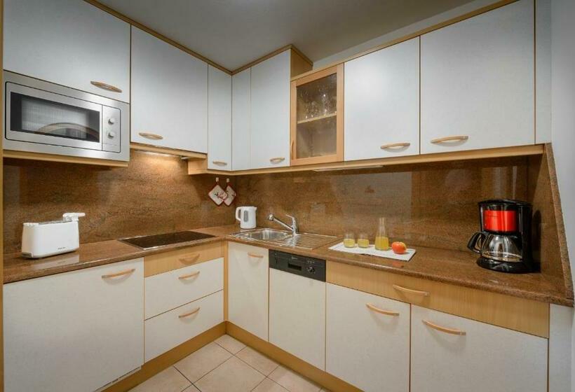آپارتمان 1 خوابه, Residence Sovara