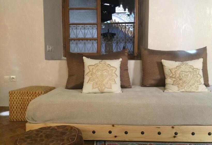سوییت خانوادگی, Riad Marhaba