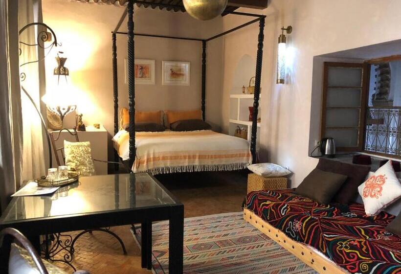 سوییت خانوادگی, Riad Marhaba