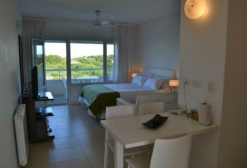 استودیوی استاندارد, Valeria Playa Apart