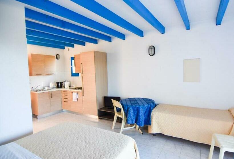 استودیوی استاندارد, Cala Di Sole
