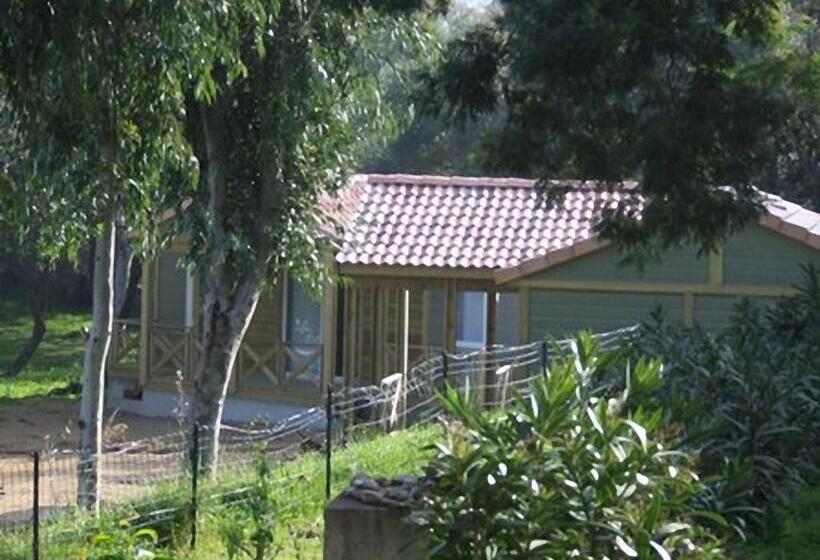 کلبه ییلاقی, Cala Di Sole