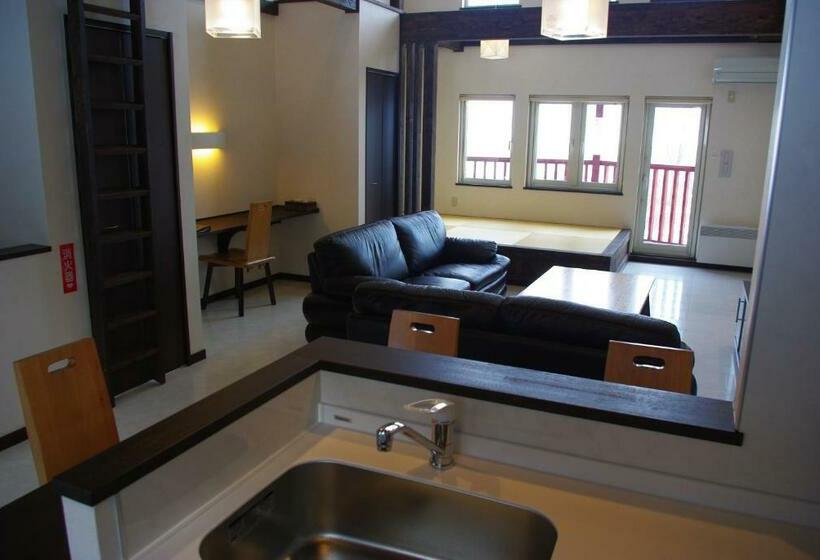 آپارتمان 2 خوابه, Chalet Fuyuri