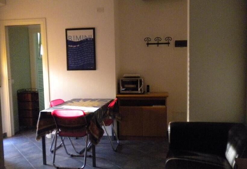استودیوی استاندارد, Residence Désirée