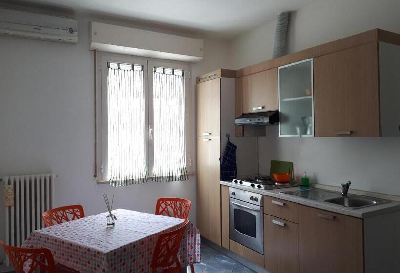 آپارتمان 2 خوابه, Residence Désirée