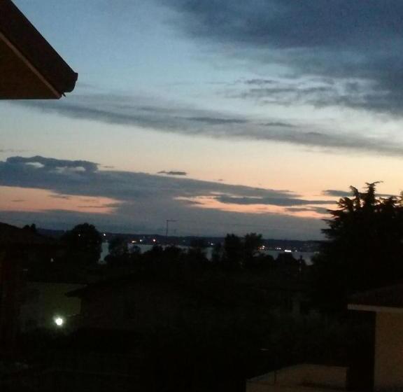 2 Bedrooms Apartment Lake View, Residenza Orchidee