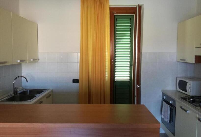 2 Bedrooms Apartment Lake View, Residenza Orchidee