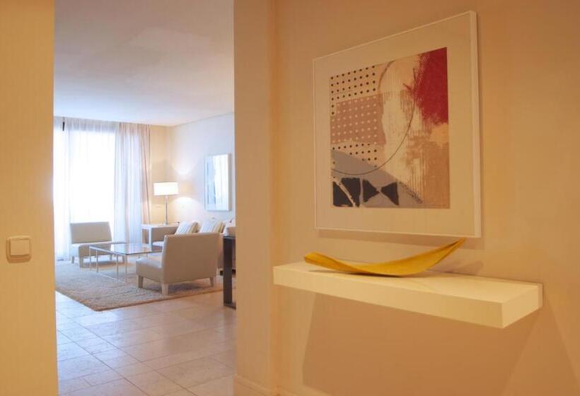 آپارتمان لوکس 2 خوابه, Aparthotel Novo Resort