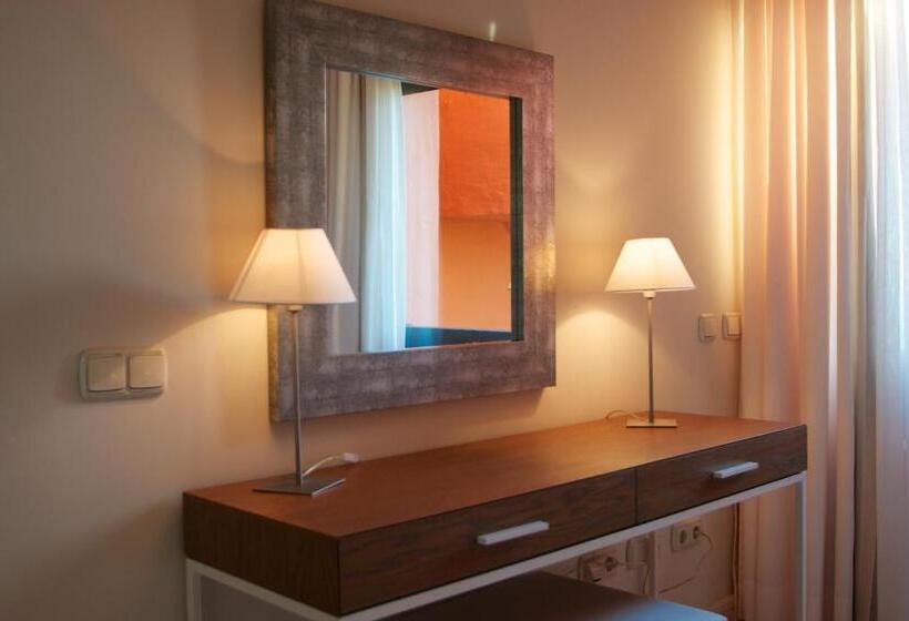 2 Bedroom Deluxe Apartment with Hidromassage, Aparthotel Novo Resort