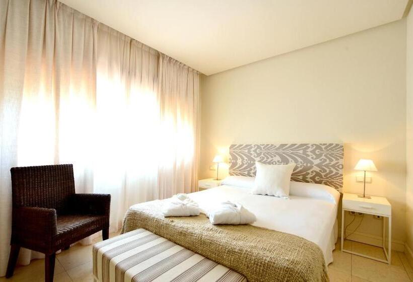 آپارتمان دلوکس 3 خوابه, Aparthotel Novo Resort