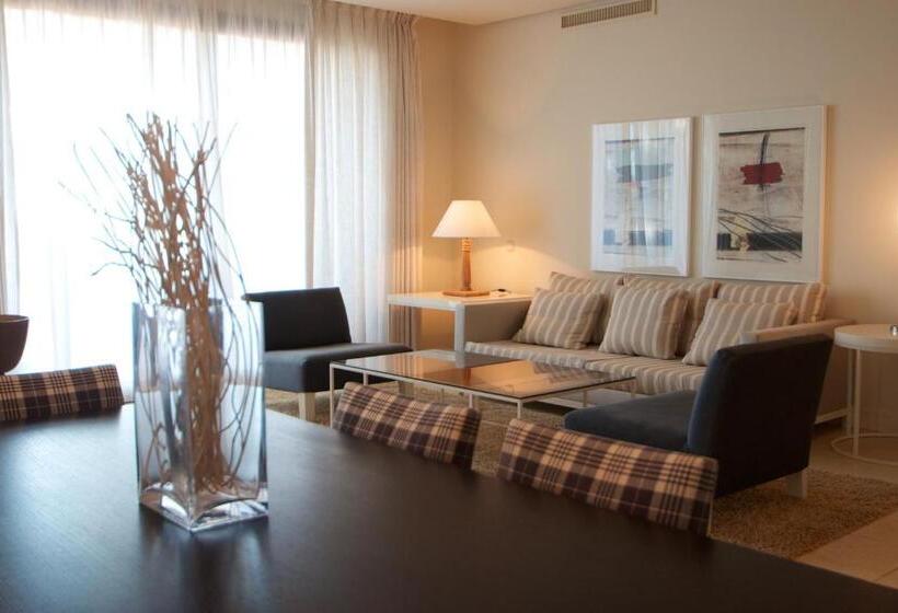 آپارتمان دلوکس 3 خوابه, Aparthotel Novo Resort