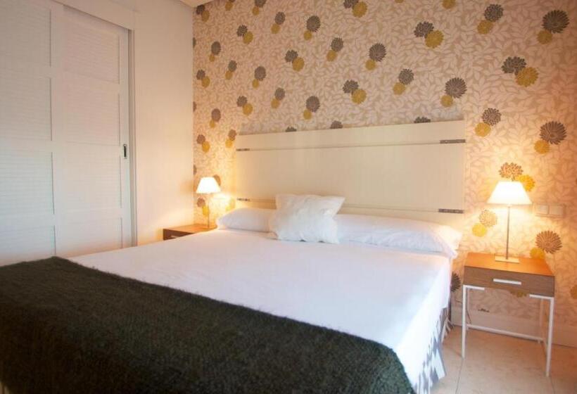 آپارتمان لوکس 2 خوابه, Aparthotel Novo Resort