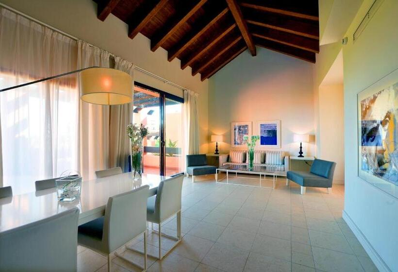 آپارتمان دلوکس 3 خوابه, Aparthotel Novo Resort