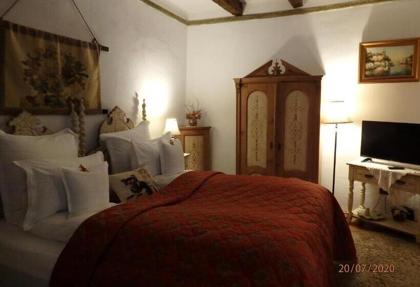 Номер Стандарт, Casa Cositorarului Boutique Pension