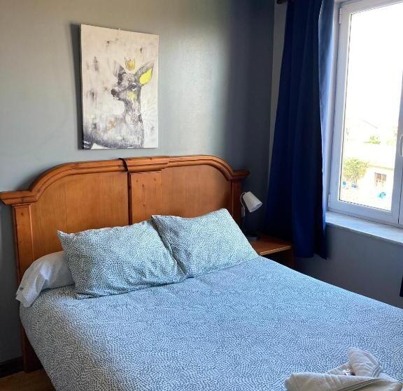 اتاق استاندارد با چشم‌انداز دریا, Hostal La Concha