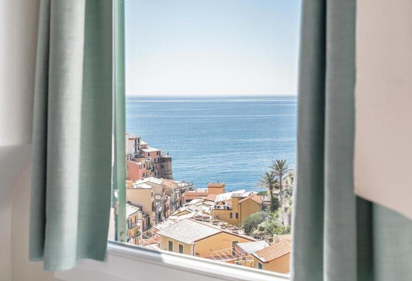 اتاق استاندارد یک نفره با چشم‌انداز دریا, La Torretta Lodge