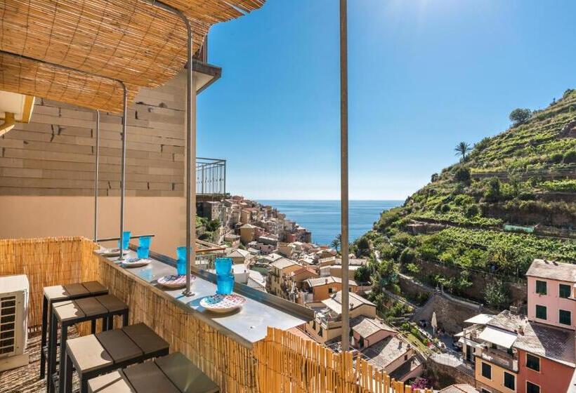 سوئیت دلوکس 2 خوابه, La Torretta Lodge