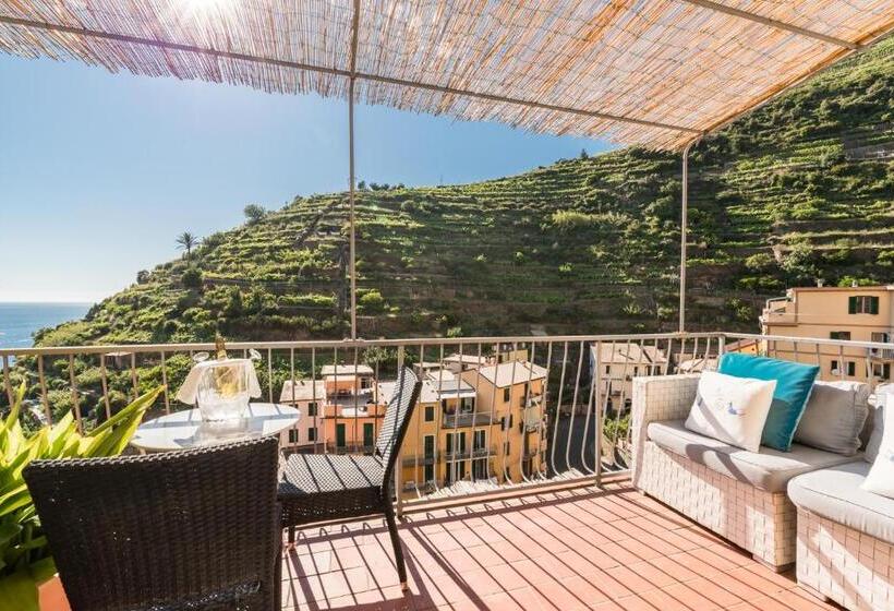 سوئیت 2 خوابه, La Torretta Lodge