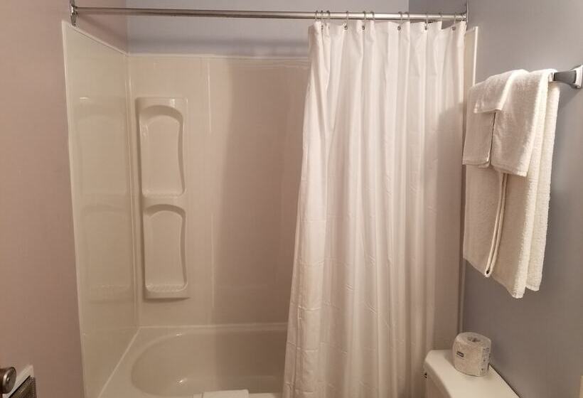 اتاق استاندارد, Moosomin Country Squire Inn