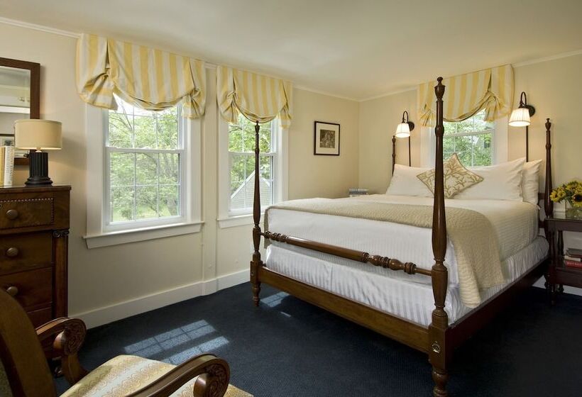 סוויטת ג'וניור נוף לגינה, The Inn At Cape Cod