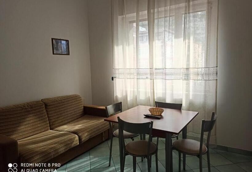 اتاق اکونومی, La Residenza Apart