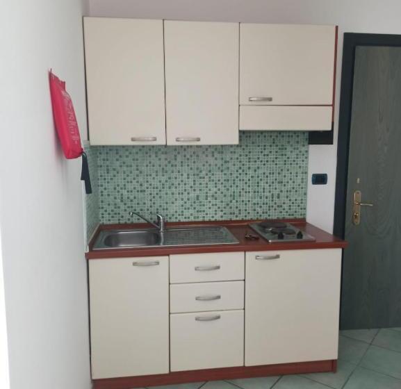 اتاق اکونومی, La Residenza Apart