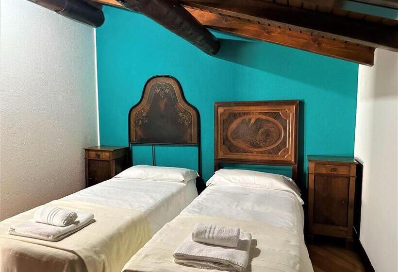 خانه 2 خوابه, L'antico Borgo
