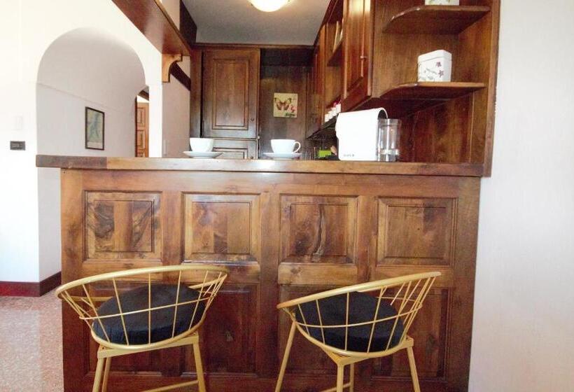2 Bedrooms Apartment Lake View, L'antico Borgo