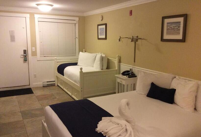 اتاق استاندارد چهار تخته با چشم‌انداز دریا, The Beachwood