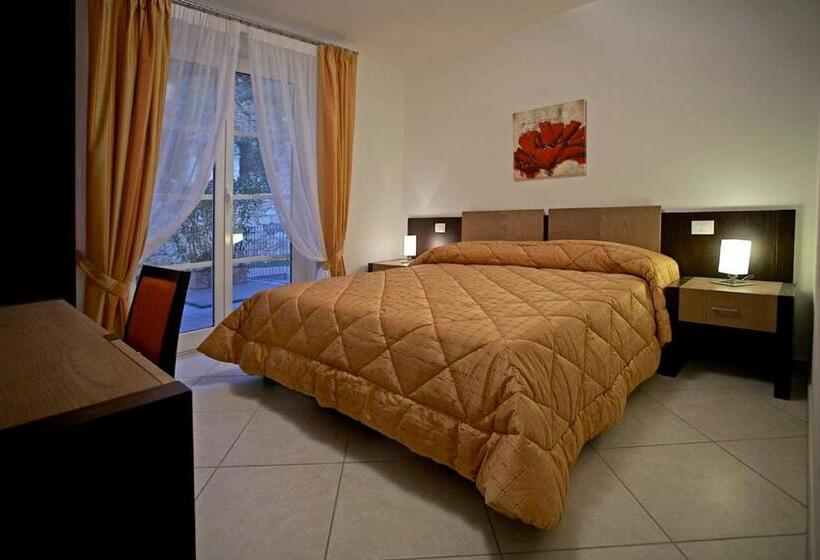آپارتمان 1 خوابه, Residence I Gabbiani