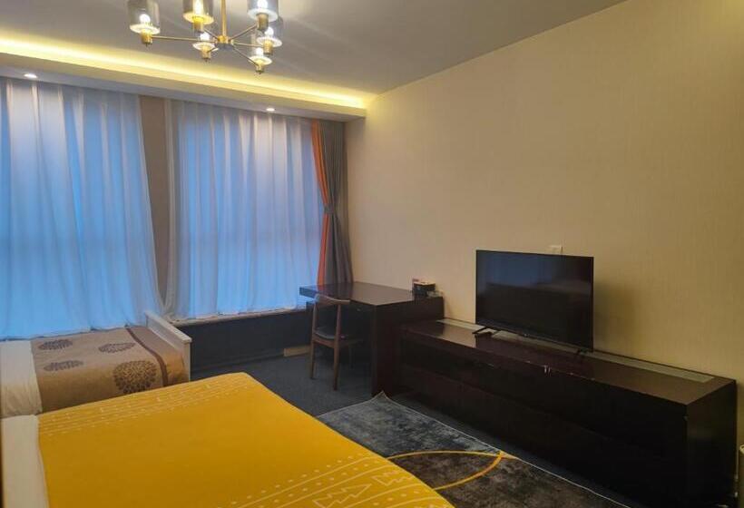 اتاق لوکس خانوادگی, The Palace Service Apartment Beijing