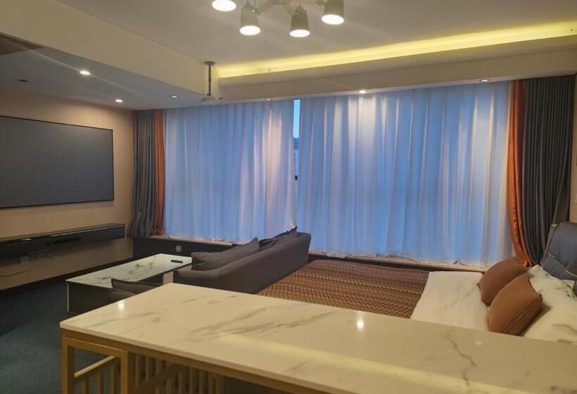 استودیو استاندارد با تراس, The Palace Service Apartment Beijing