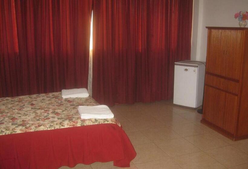 חדר סטנדרט, Hostal Camiluz