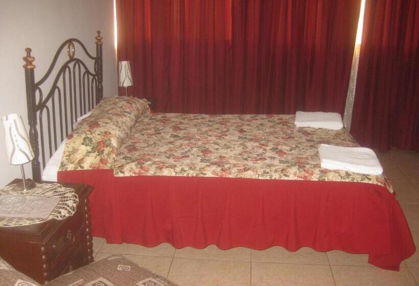 חדר סטנדרט, Hostal Camiluz