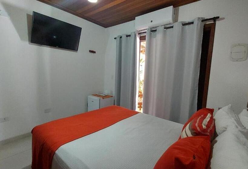 سوییت جونیور, Pousada Canoa Caiçara Ilhabela