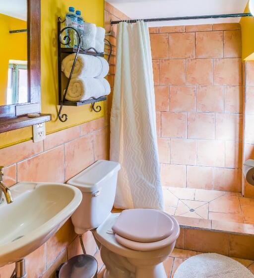 اتاق استاندارد, Pisac Inn