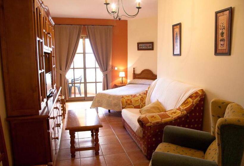 آپارتمان 1 خوابه, Pensión Y Apartamentos El Taxi